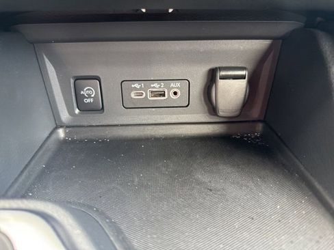 Certified 2025 Nissan Sentra SV w/ All-Weather Package image 15