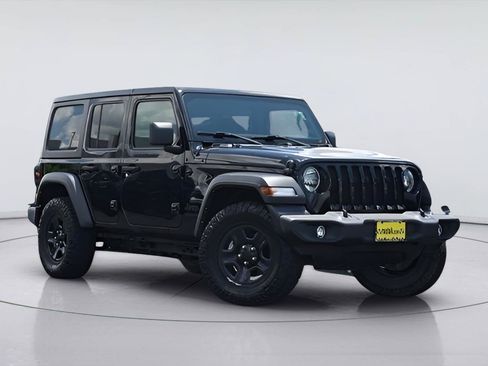 Used 2022 Jeep Wrangler Unlimited Sport AWD/4WD image 2