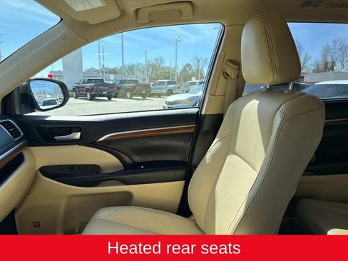 Used 2019 Toyota Highlander Limited Platinum image 21