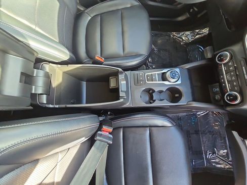 Used 2022 Ford Escape Titanium w/ Class II Trailer Tow Package image 18