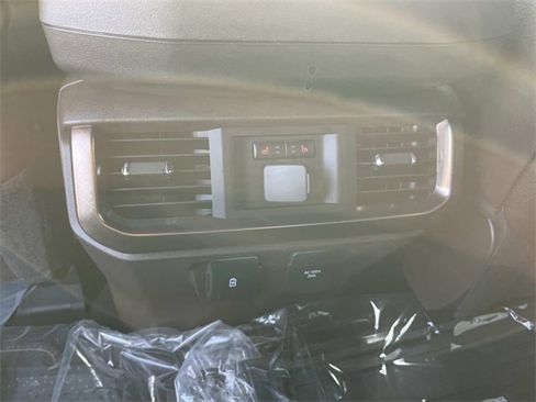 New 2025 Ford F150 King Ranch w/ FX4 Off-Road Package image 18