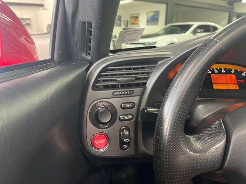 Used 2000 Honda S2000 image 49