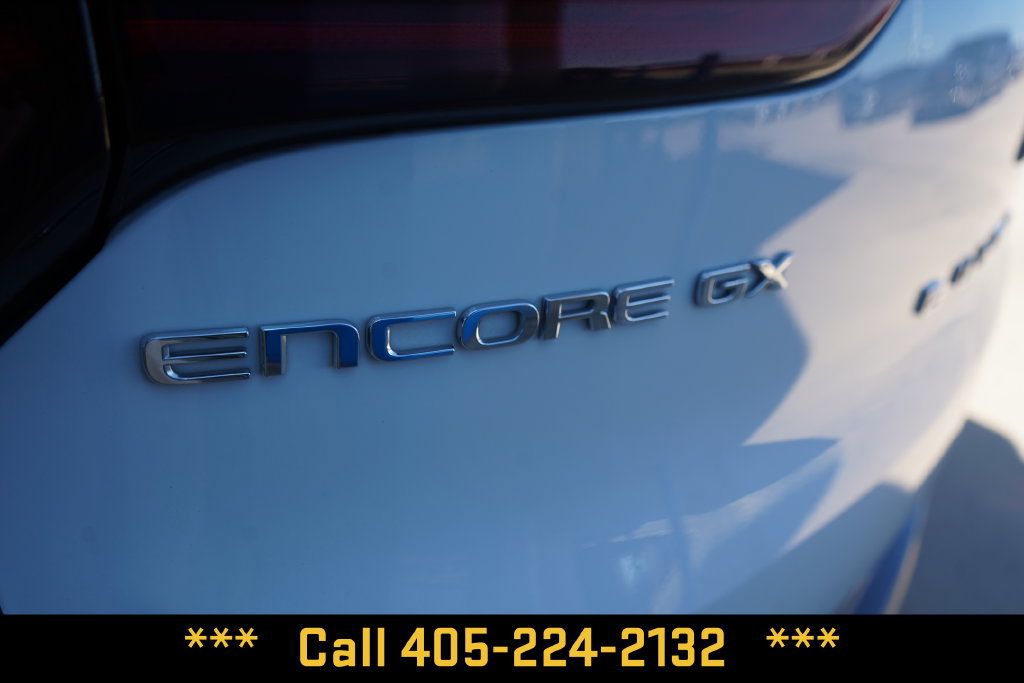 Used 2024 Buick Encore GX Sport Touring FWD image 6