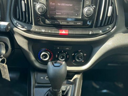 Used 2022 RAM ProMaster City Tradesman FWD image 19