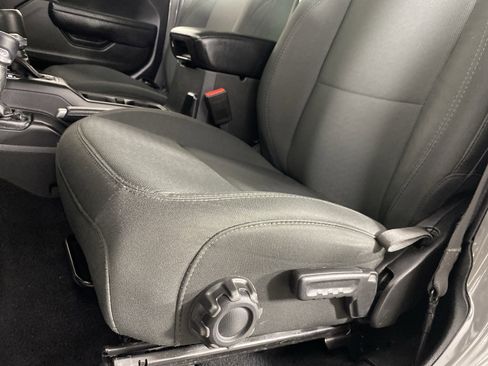 Used 2022 Jeep Gladiator Sport image 17