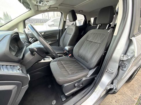 Used 2020 Ford EcoSport SE FWD image 12