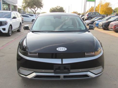 Used 2023 Hyundai Ioniq 5 Limited w/ Cargo Package image 2