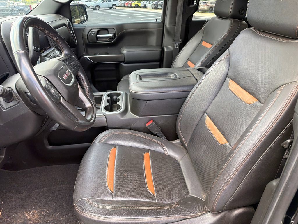 Used 2022 GMC Sierra 1500 AT4 w/ AT4 Carbonpro Edition AWD/4WD image 9