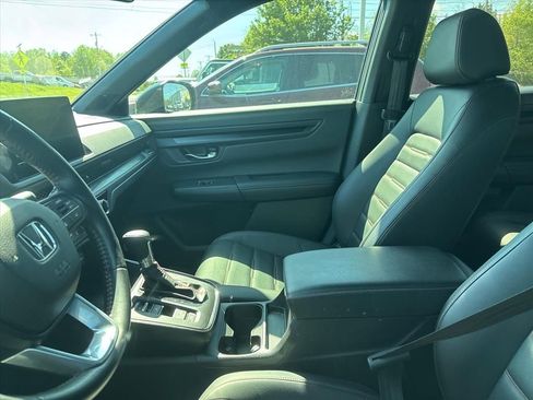 Used 2025 Honda CR-V Sport-L image 18