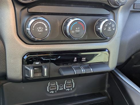 Used 2020 RAM 1500 Big Horn image 15