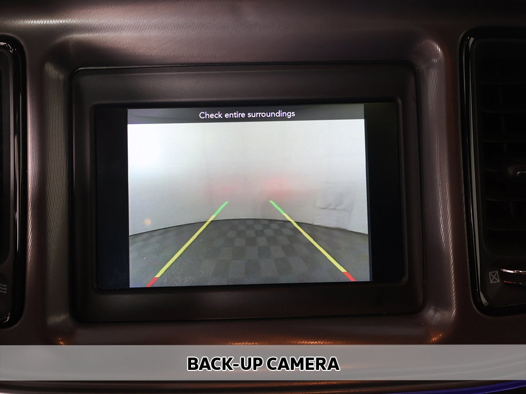 Used 2023 Dodge Challenger SXT RWD image 4