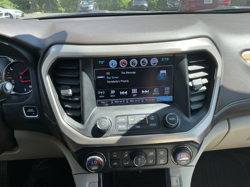 Used 2019 GMC Acadia Denali w/ Technology Package AWD/4WD image 22