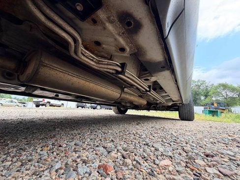 Used 2014 GMC Acadia SLE FWD image 17