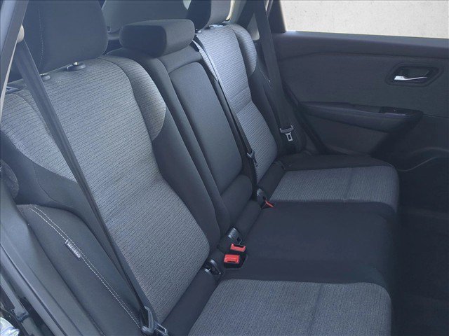 Used 2023 Nissan Rogue SV FWD image 19