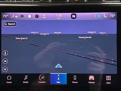 Used 2025 Jeep Grand Cherokee Limited w/ Black Appearance Package image 15