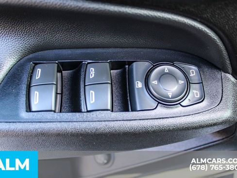 Used 2020 Chevrolet Equinox LT image 40