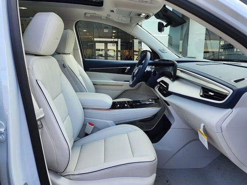 New 2026 Buick Enclave Avenir w/ Super Cruise Package image 42