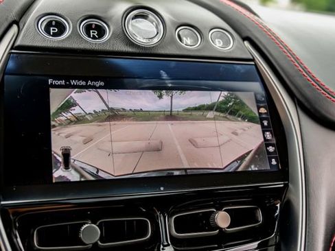 Used 2021 Aston Martin DBX AWD/4WD image 30