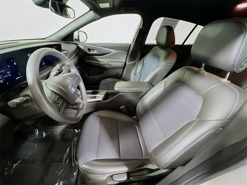 Used 2024 Buick Envista Preferred w/ Convenience II Package image 19