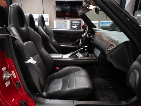 Used 2004 Honda S2000 image 24