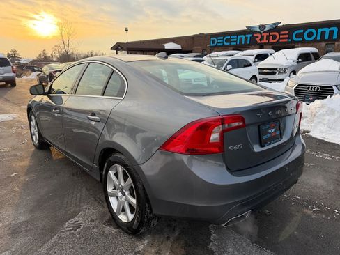 Used 2016 Volvo S60 T5 Premier image 5