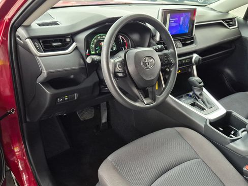 Certified 2025 Toyota RAV4 LE FWD image 13