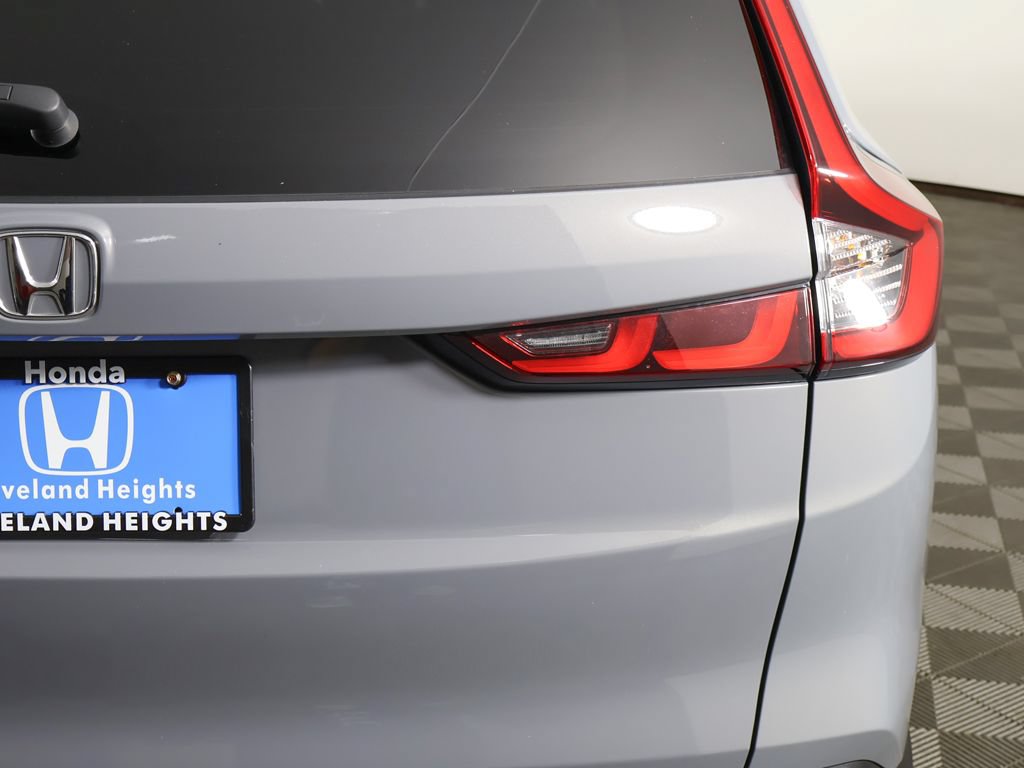 Used 2025 Honda CR-V EX image 16
