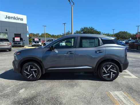 New 2026 Nissan Kicks SV w/ Illumination Package image 9