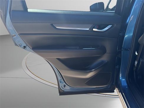 Used 2022 MAZDA CX-5 Signature image 13