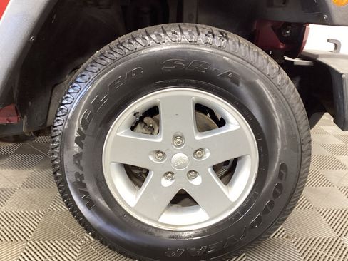 Used 2011 Jeep Wrangler Unlimited Sport AWD/4WD image 7