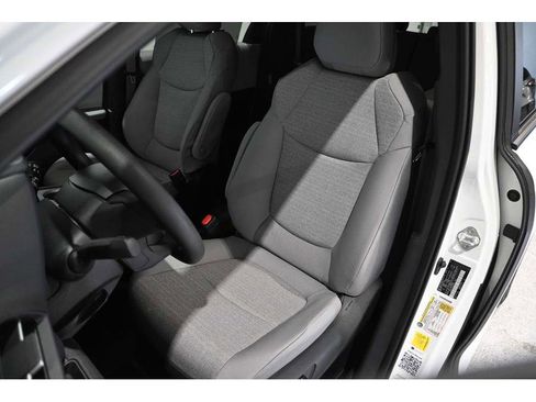 New 2025 Toyota Sienna LE FWD image 14