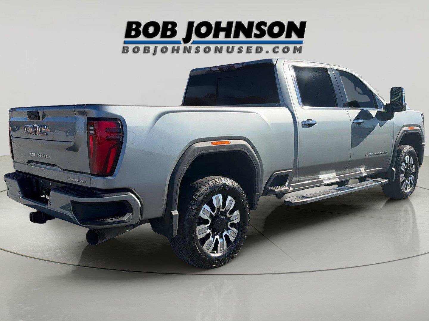 Used 2025 GMC Sierra 2500 Denali w/ Technology Package AWD/4WD image 7