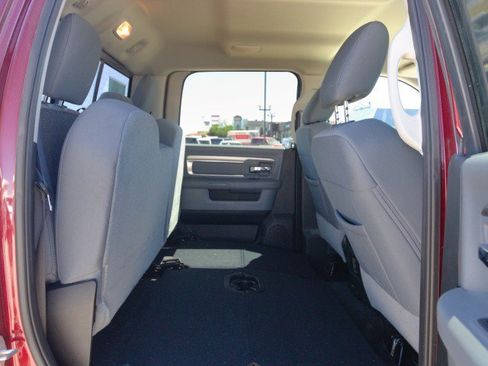 Used 2018 RAM 2500 Big Horn AWD/4WD image 32