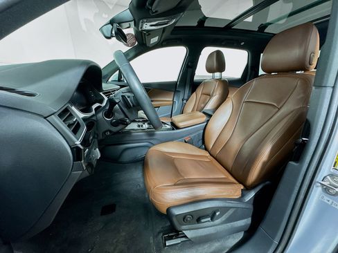 Used 2019 Audi Q7 3.0T Premium Plus w/ Premium Plus Package image 16