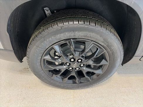 New 2026 Chevrolet Traverse LT w/ Midnight/Sport Edition image 7