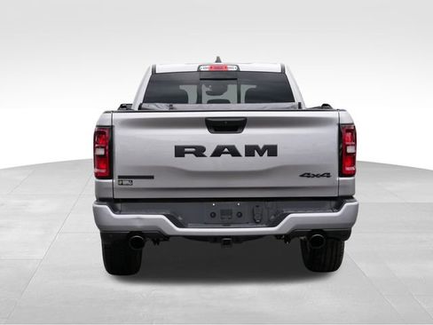 Used 2025 RAM 1500 Big Horn AWD/4WD image 8
