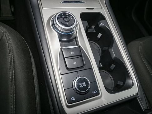 Used 2023 Ford Explorer XLT AWD/4WD image 27