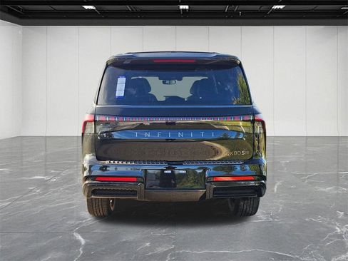 New 2026 INFINITI QX80 SPORT w/ Sport Exterior Package image 4