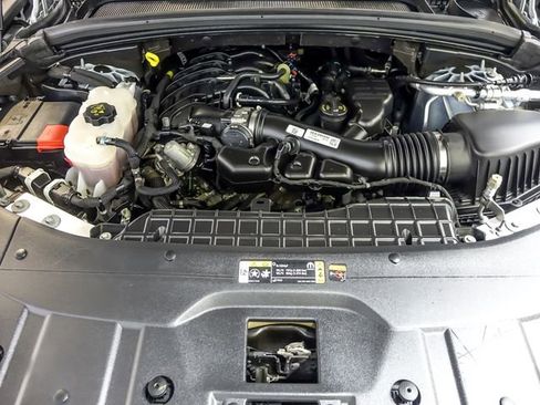 Used 2023 Jeep Grand Cherokee Altitude AWD/4WD image 33