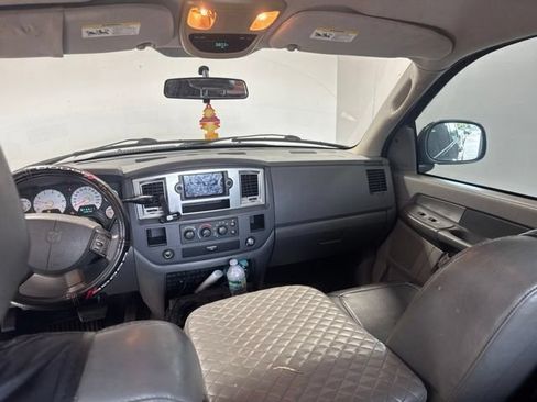 Used 2008 Dodge Ram 1500 Truck SLT RWD image 18