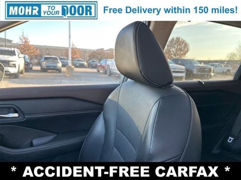 Used 2023 Nissan Rogue SL w/ SL Premium Package image 25