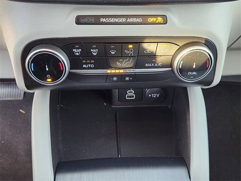 Used 2024 Ford Escape Active image 18