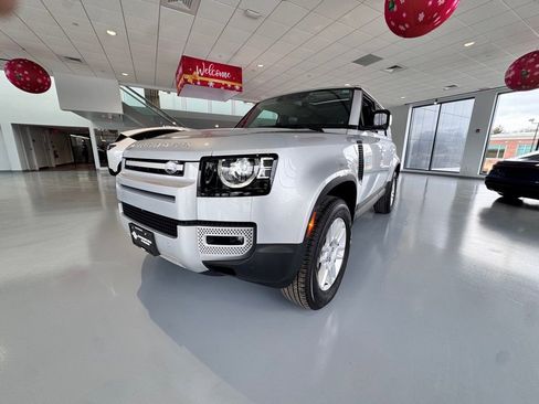 Used 2023 Land Rover Defender 110 S image 1