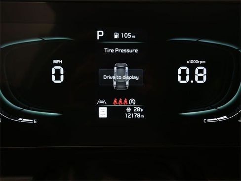 Used 2024 Kia Sportage EX image 9