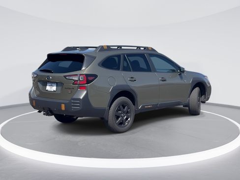Used 2023 Subaru Outback Wilderness AWD/4WD image 5