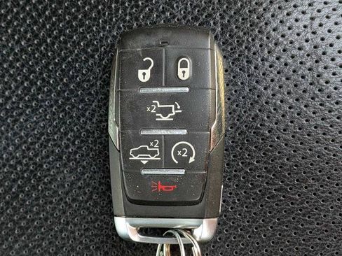 Used 2023 RAM 1500 Limited w/ Body-Colour Bumper Group AWD/4WD image 28