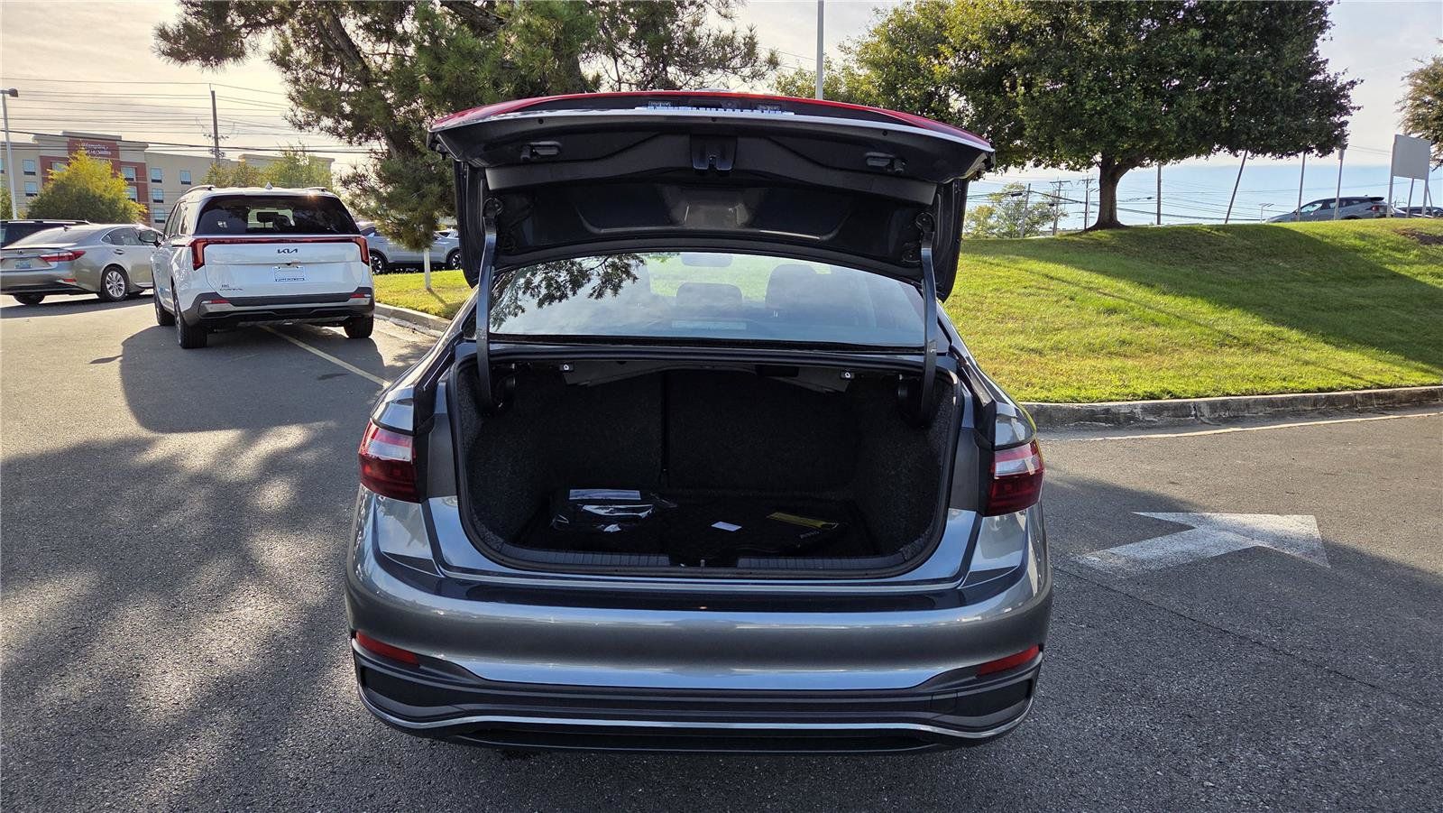 New 2027 Volkswagen Jetta S FWD image 5