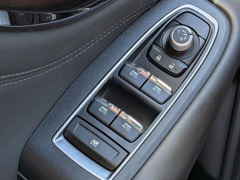 Used 2022 Subaru Outback Limited image 23