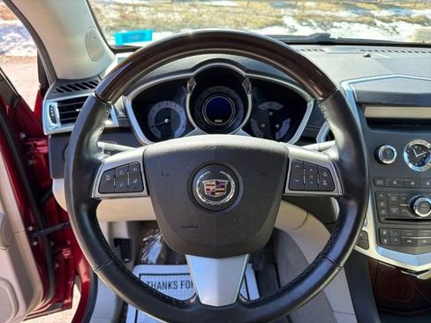 Used 2012 Cadillac SRX Luxury image 16