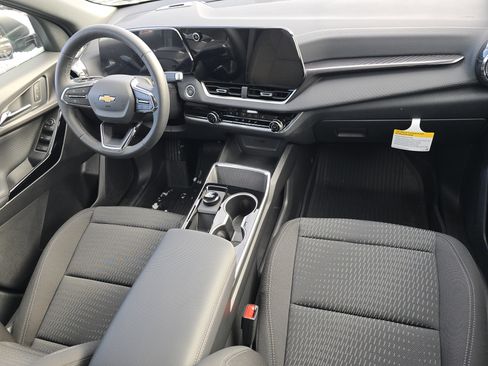 New 2026 Chevrolet Equinox LT w/ Safety and Technology Package image 21